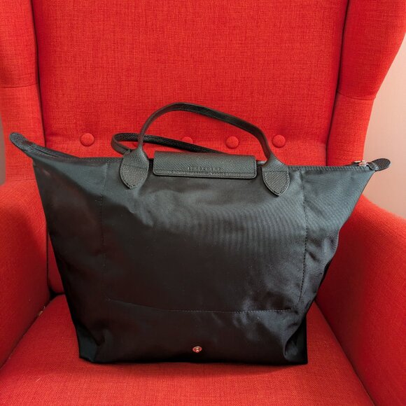 Longchamp x Pokemon Detective Pikachu Le Pliage Tote (read description) - Picture 3 of 7